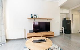 Stylish Urban Getaway By Thesbnb
